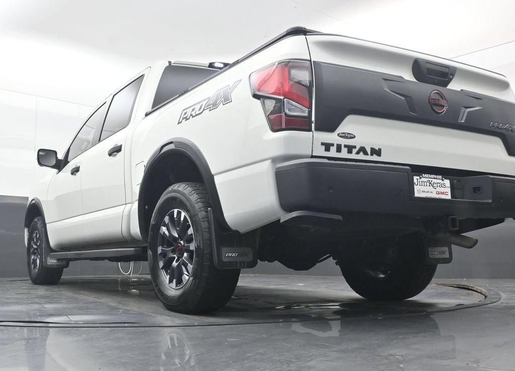 2023 Nissan TITAN Crew Cab PRO-4X 4x4