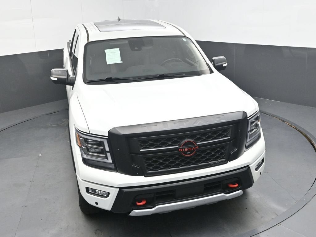 2023 Nissan TITAN Crew Cab PRO-4X 4x4