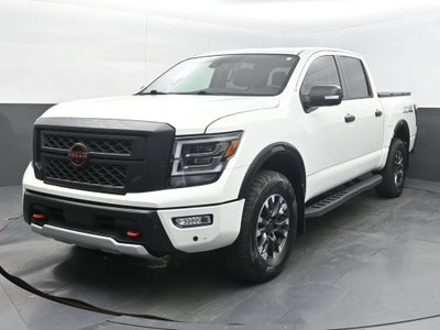 2023 Nissan TITAN Crew Cab PRO-4X 4x4