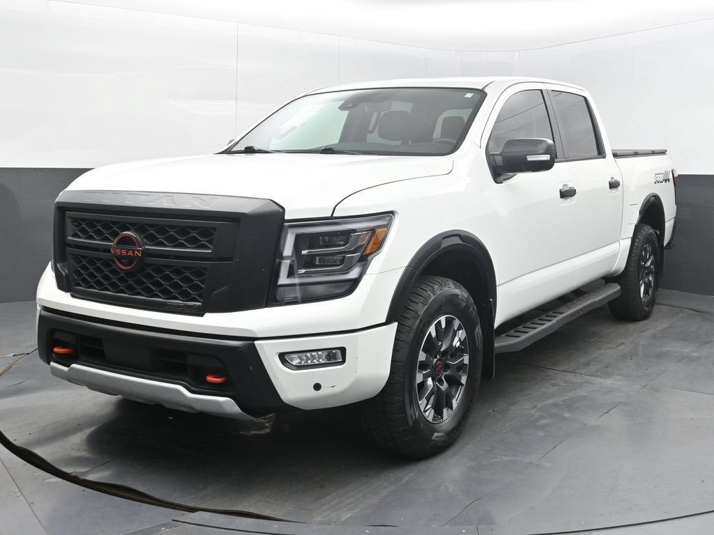 2023 Nissan TITAN Crew Cab PRO-4X 4x4