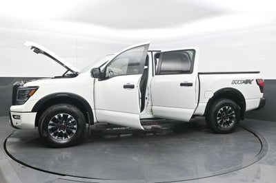 2023 Nissan TITAN Crew Cab PRO-4X 4x4