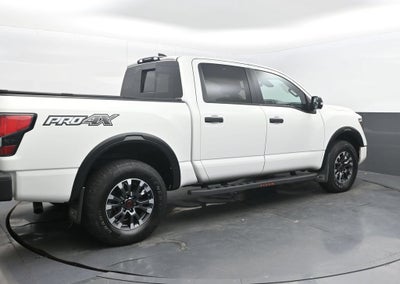 2023 Nissan TITAN Crew Cab PRO-4X 4x4