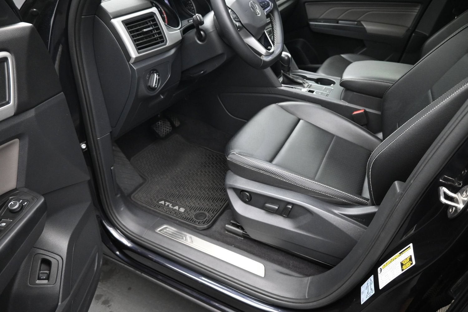 2021 Volkswagen Atlas Cross Sport 2.0T SE w/Technology