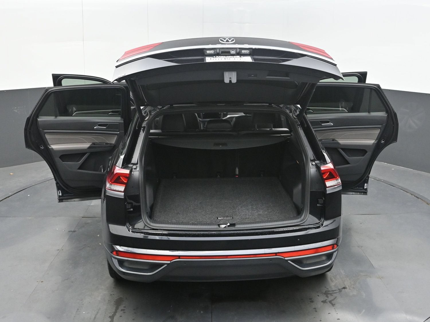 2021 Volkswagen Atlas Cross Sport 2.0T SE w/Technology