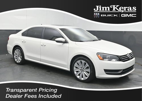 2012 Volkswagen Passat SE w/Sunroof & Nav