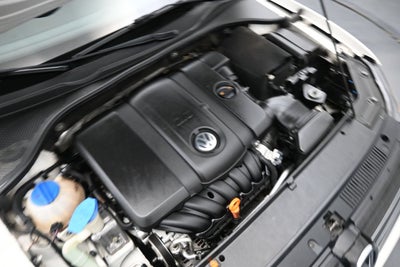 2012 Volkswagen Passat SE w/Sunroof & Nav