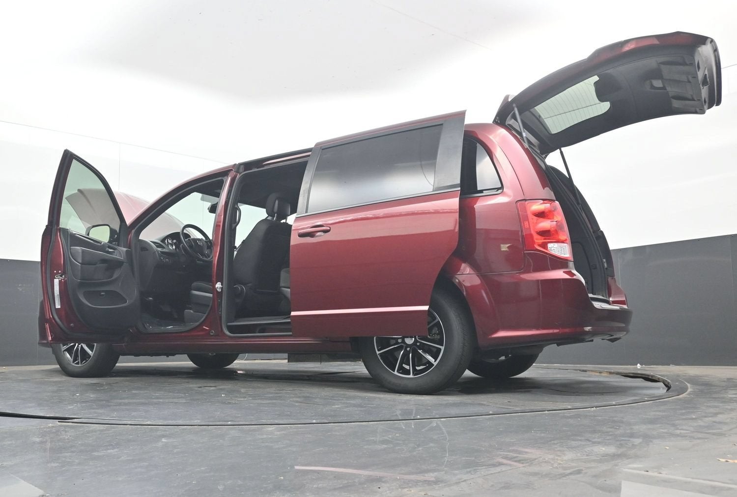 2019 Dodge Grand Caravan SE Plus