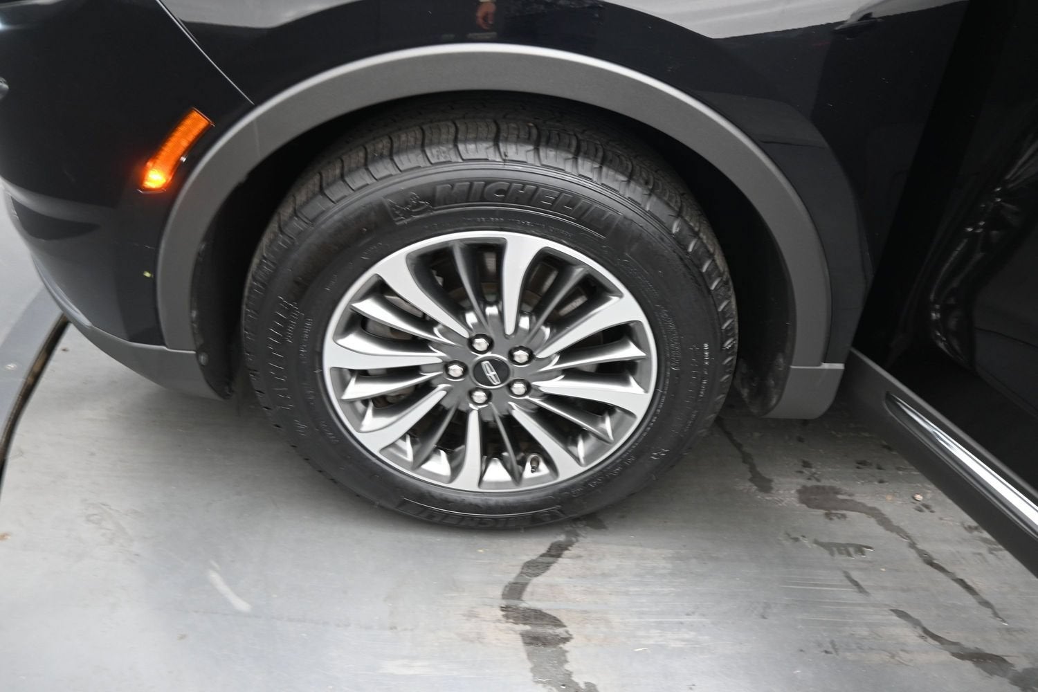 2023 Lincoln Nautilus Standard