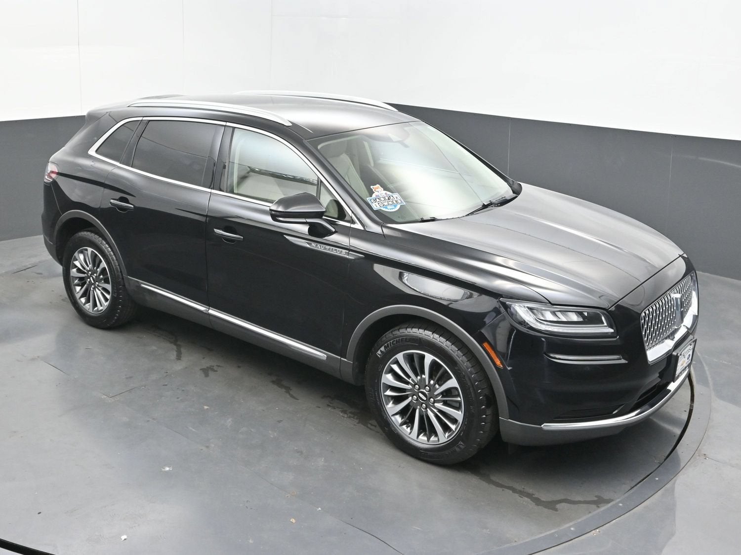 2023 Lincoln Nautilus Standard