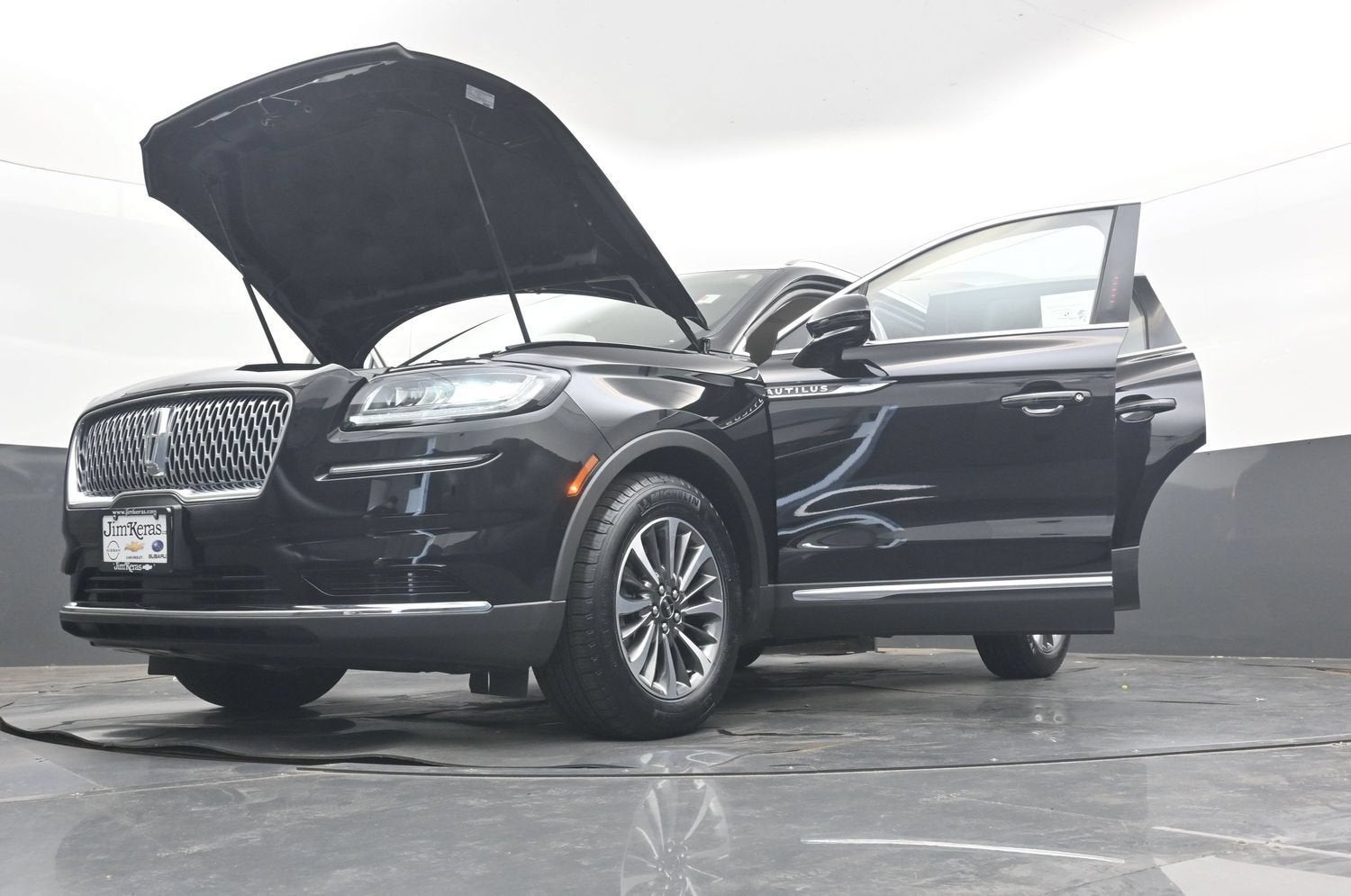 2023 Lincoln Nautilus Standard