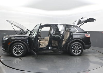 2023 Lincoln Nautilus Standard