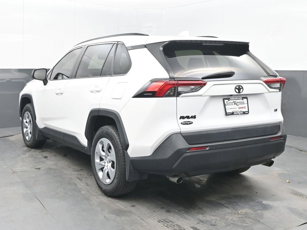 2020 Toyota RAV4 LE