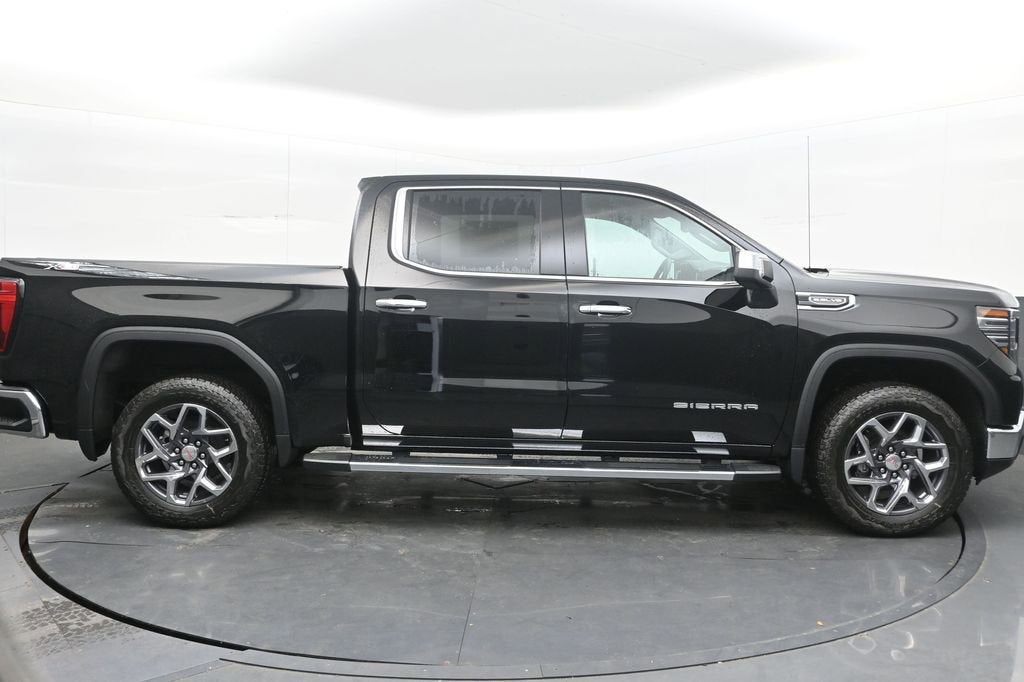 2026 GMC Sierra 1500 SLT - Photo 8