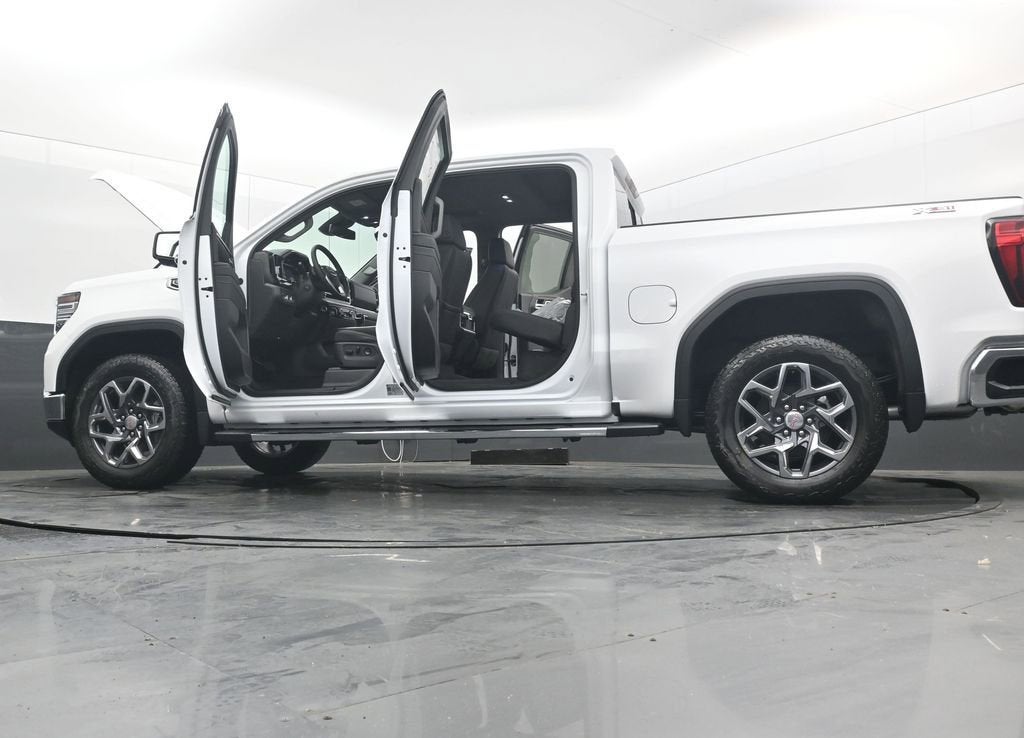 2026 GMC Sierra 1500 SLT - Photo 40