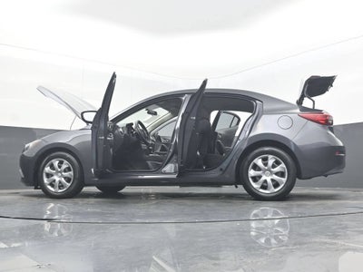 2015 Mazda Mazda3 i Sport
