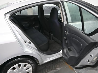 2013 Nissan Versa S