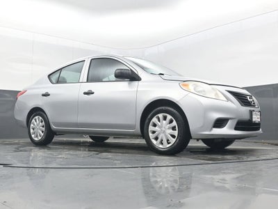 2013 Nissan Versa S