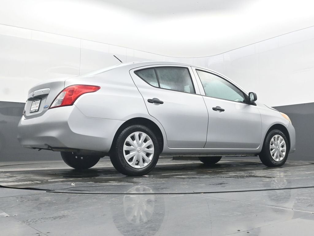 2013 Nissan Versa S