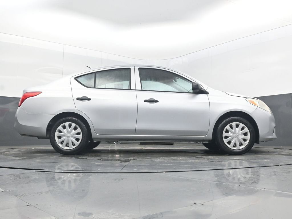 2013 Nissan Versa S