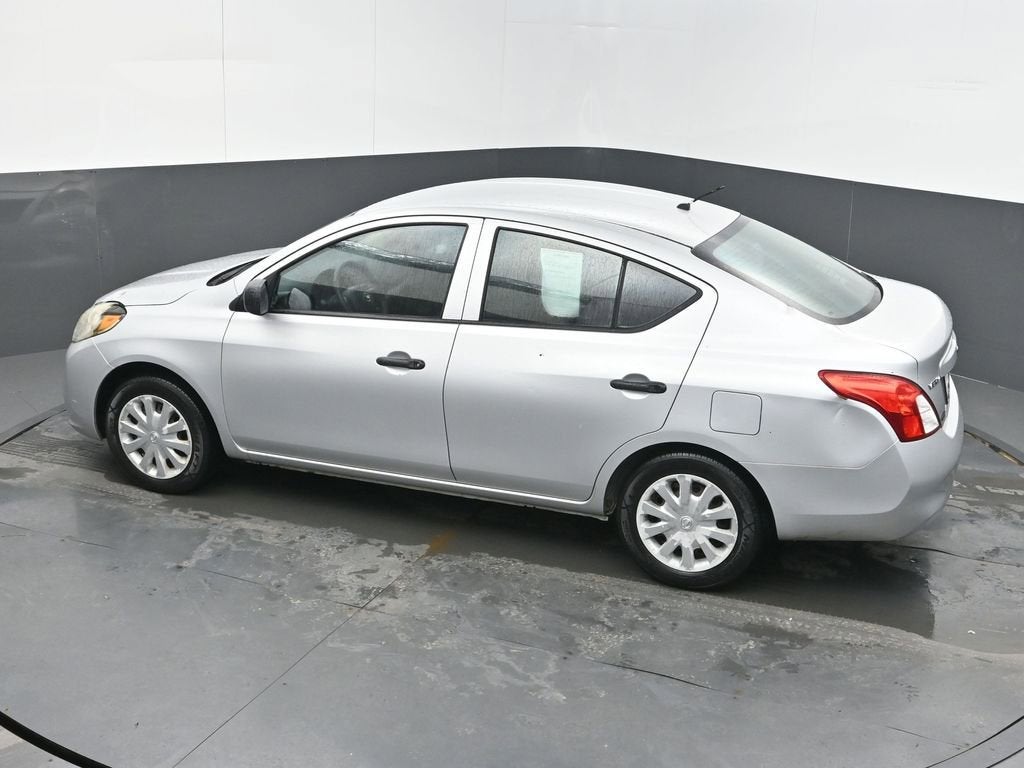 2013 Nissan Versa S