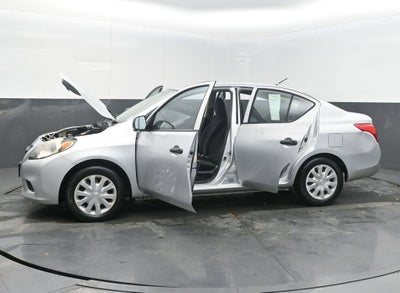 2013 Nissan Versa S