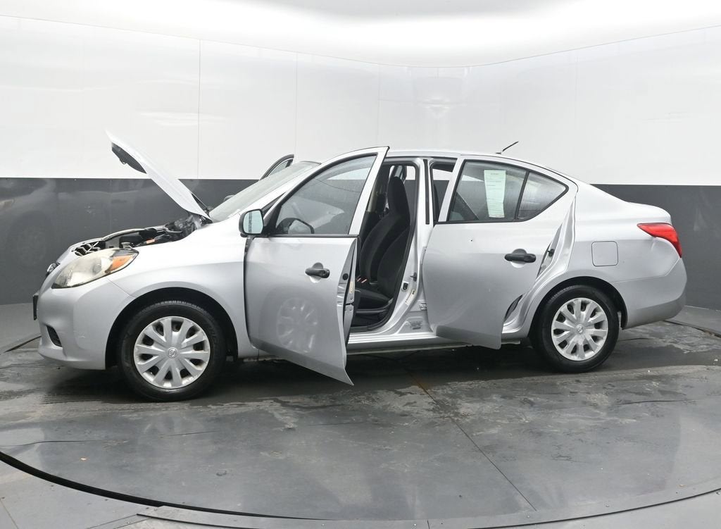 2013 Nissan Versa S