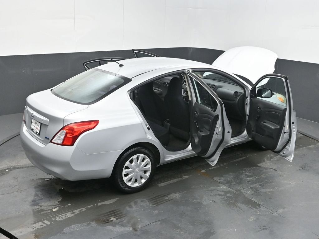 2013 Nissan Versa S