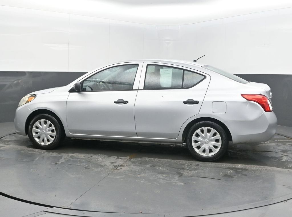 2013 Nissan Versa S