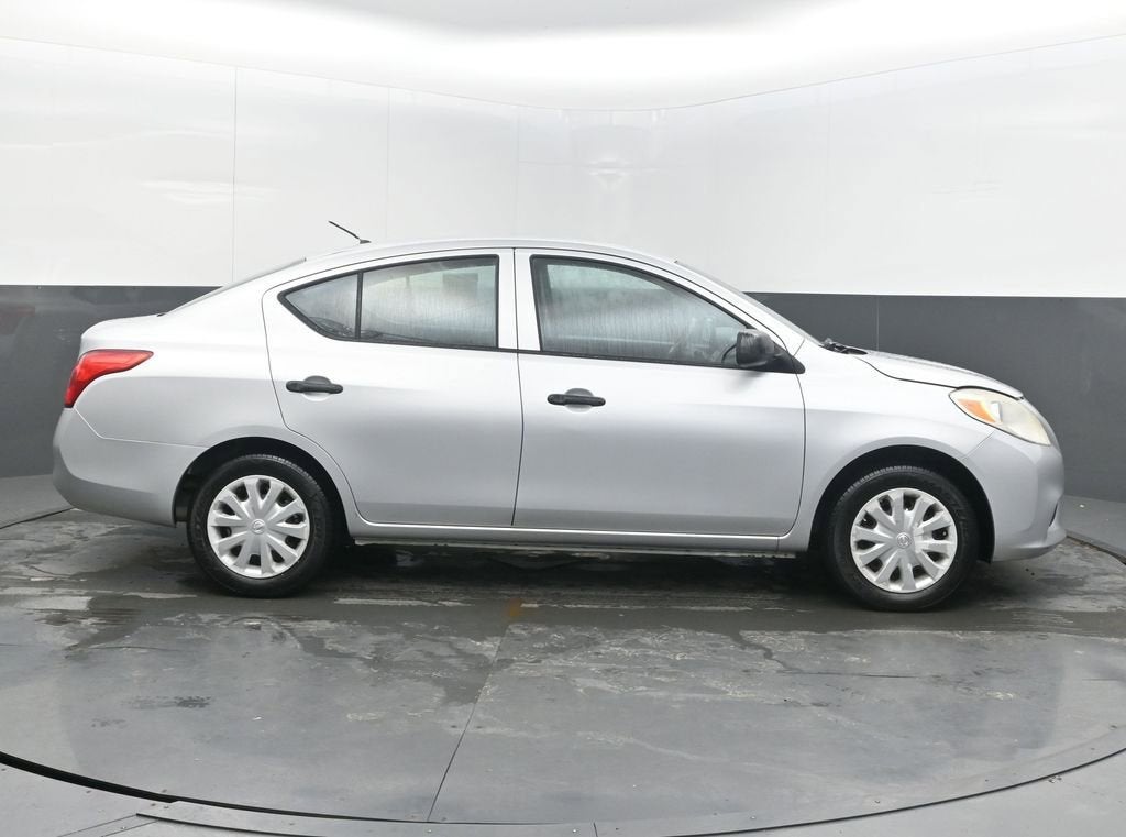 2013 Nissan Versa S