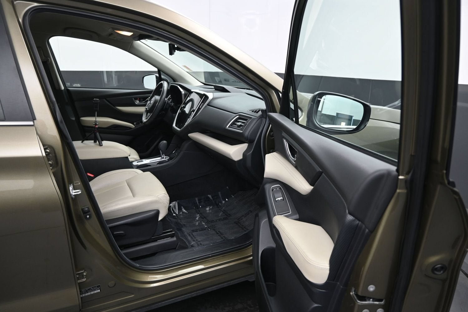 2024 Subaru Ascenso Limited 8-Passenger