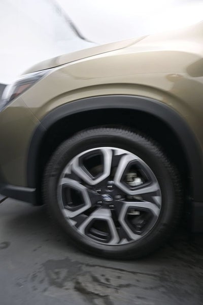 2024 Subaru Ascenso Limited 8-Passenger