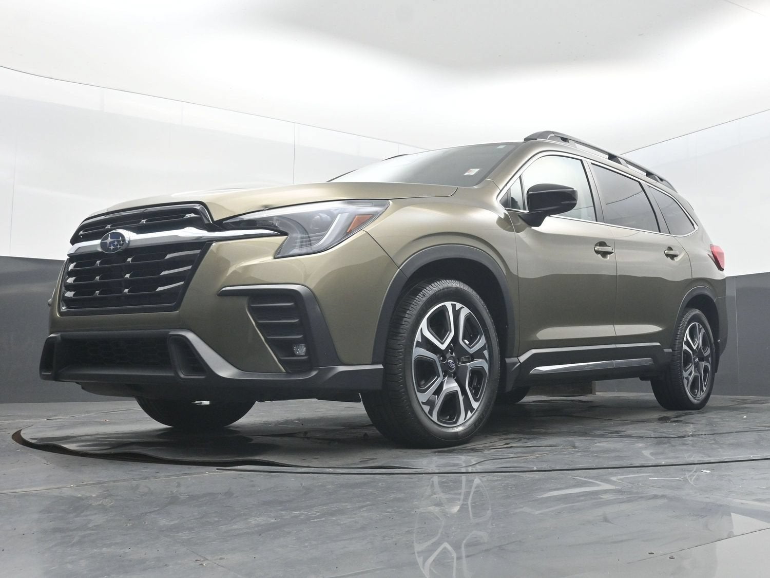 2024 Subaru Ascenso Limited 8-Passenger