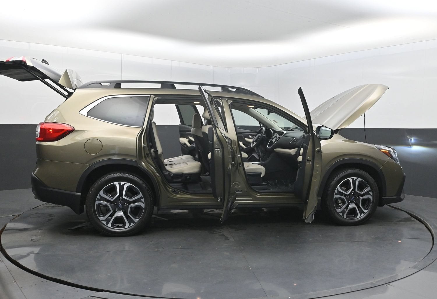 2024 Subaru Ascenso Limited 8-Passenger