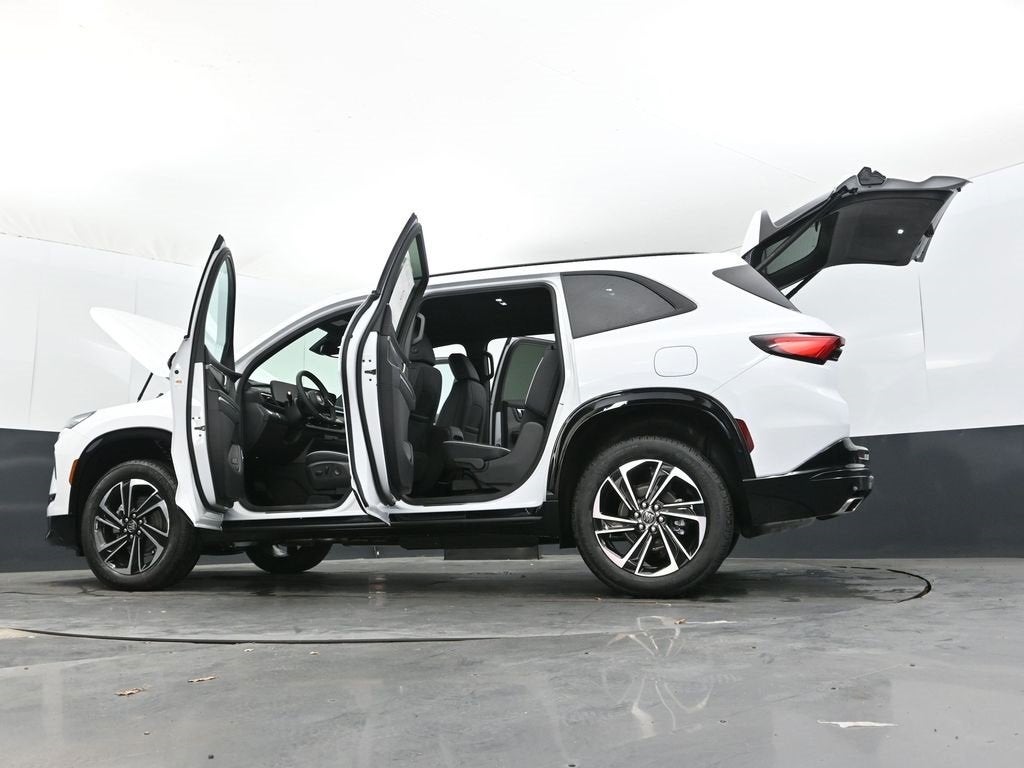 2025 Buick Enclave Sport Touring