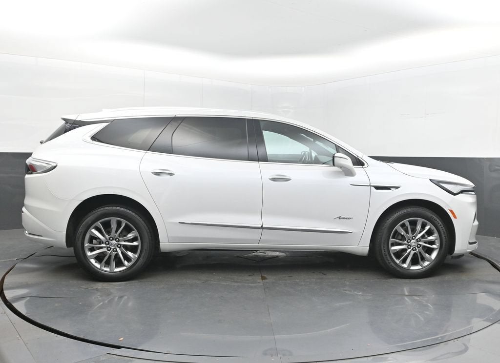 2024 Buick Enclave Avenir