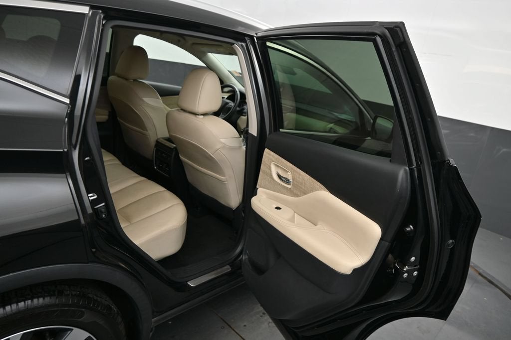 2023 Nissan Murano SL FWD