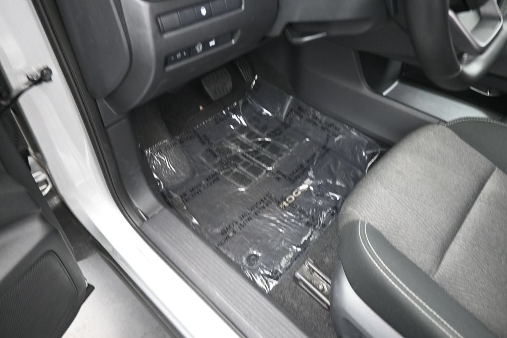 2025 Nissan Rogue SV FWD