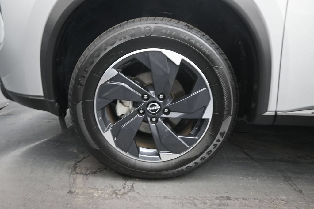 2025 Nissan Rogue SV FWD