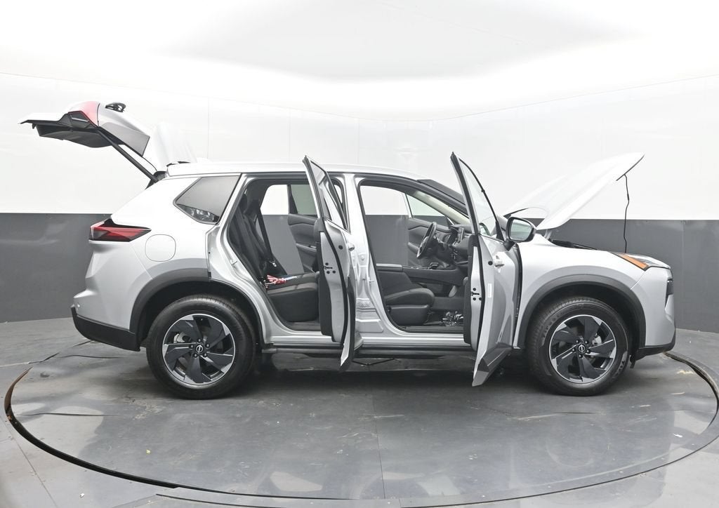 2025 Nissan Rogue SV FWD
