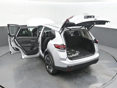 2025 Nissan Rogue SV FWD