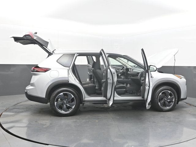 2025 Nissan Rogue SV FWD