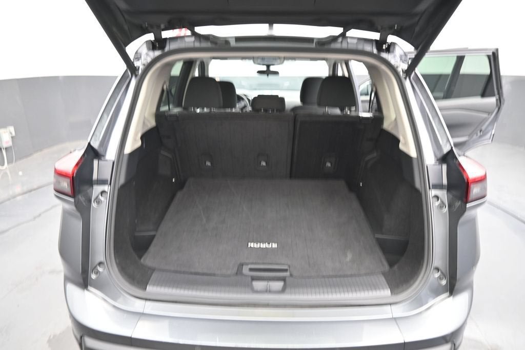 2025 Nissan Rogue SV FWD