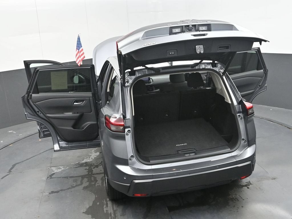 2025 Nissan Rogue SV FWD