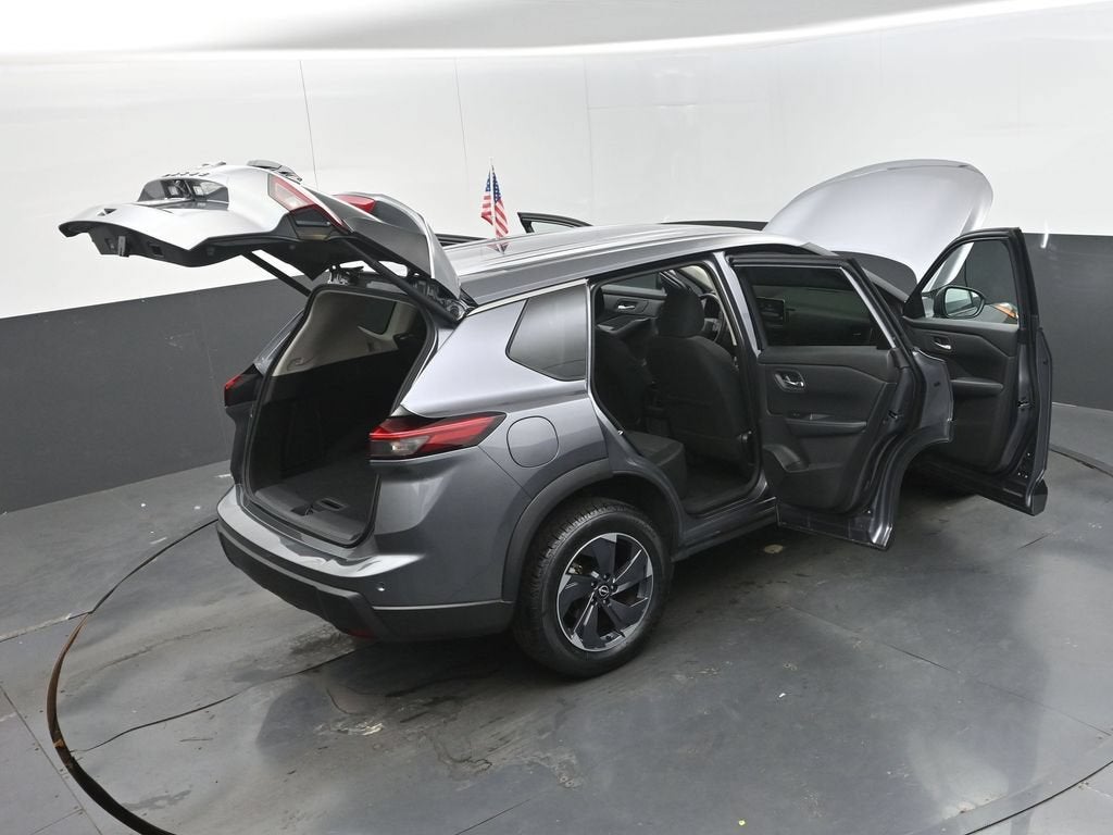 2025 Nissan Rogue SV - Photo 44