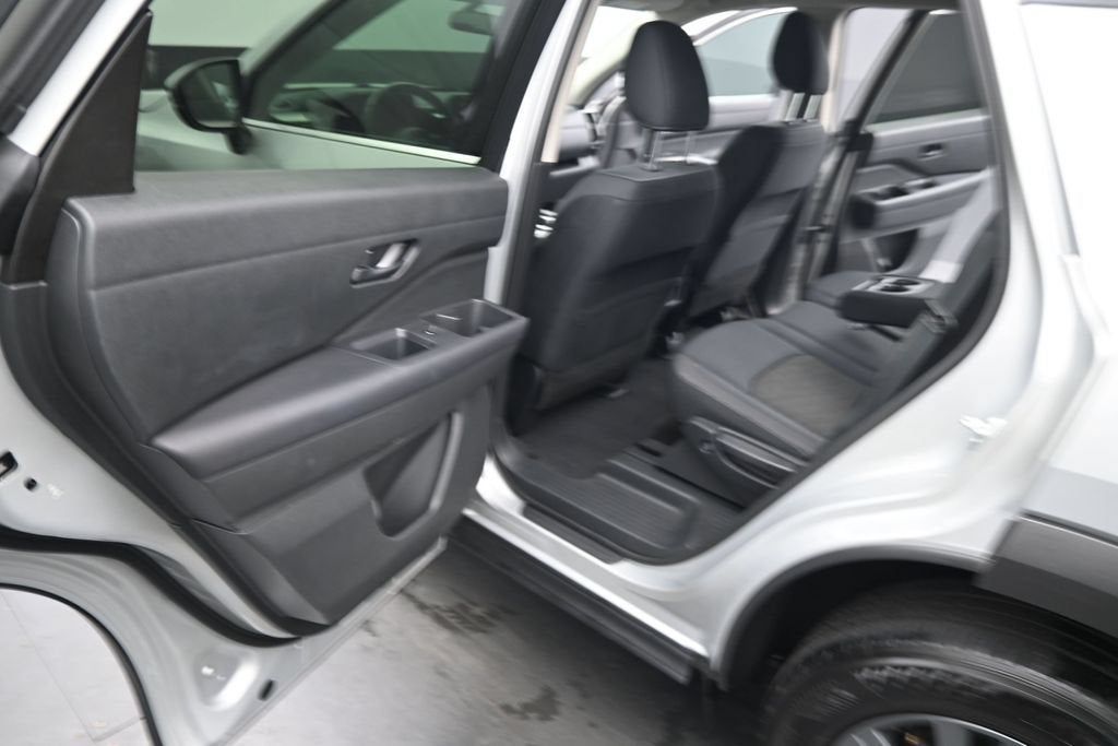 2025 Nissan Pathfinder SV FWD