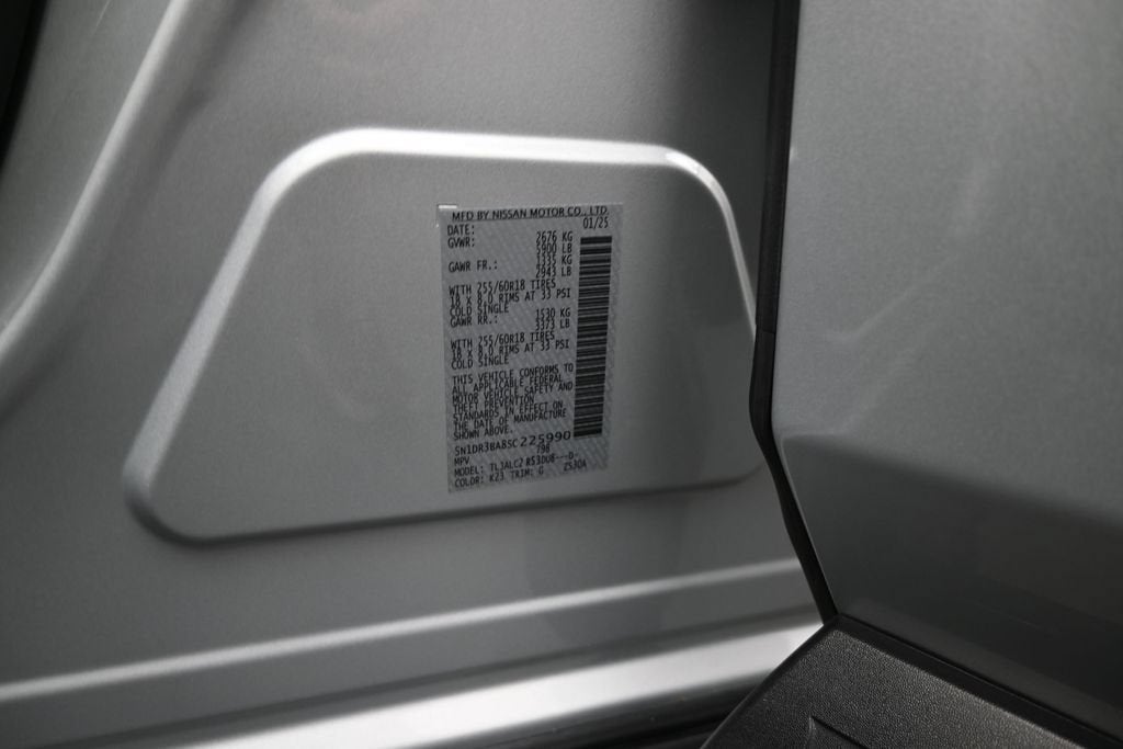 2025 Nissan Pathfinder SV - Photo 15