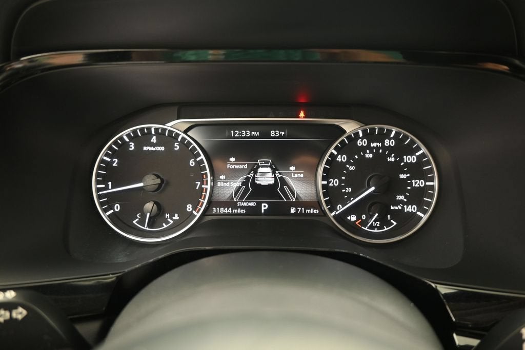 2025 Nissan Pathfinder SV - Photo 17