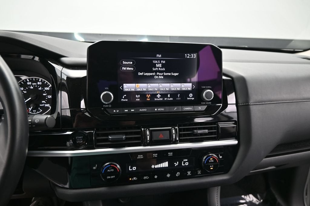 2025 Nissan Pathfinder SV FWD