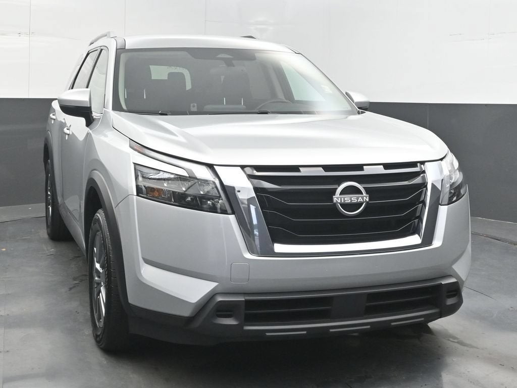 2025 Nissan Pathfinder SV FWD