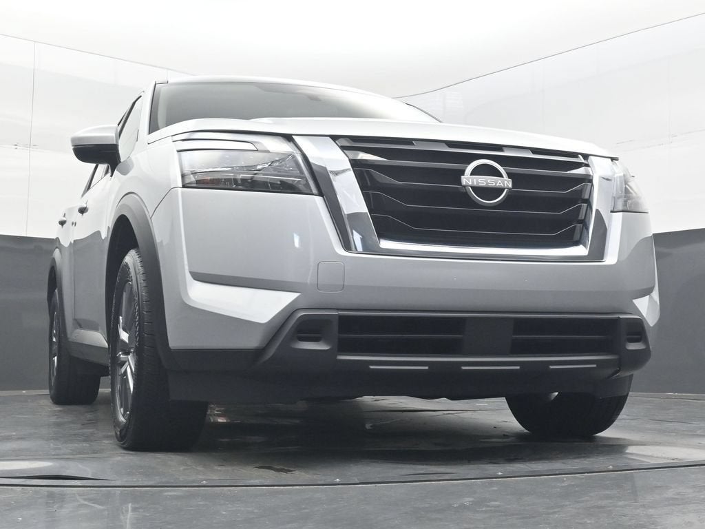 2025 Nissan Pathfinder SV - Photo 22